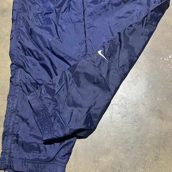 Vintage 90s Nike Navy Windbreaker Sweatpants 38x32 - Picture 2 of 4